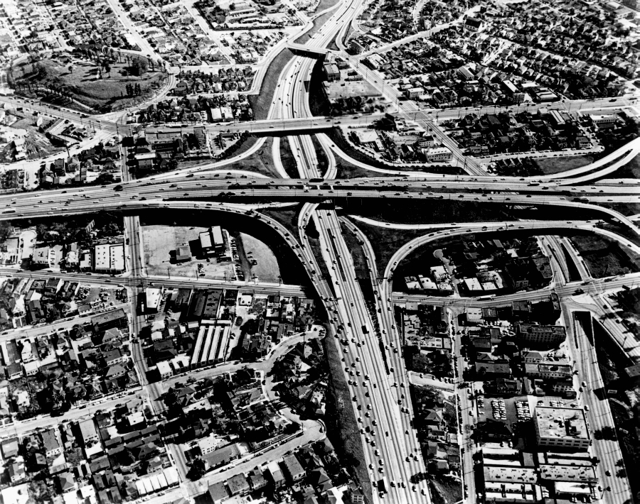 Cloverleaf Freeway 1956.jpg